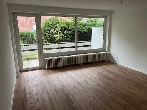 Foto - Einzimmer-Wohnung Appartement mit Balkon + neuem Bad WHV Hegelstr