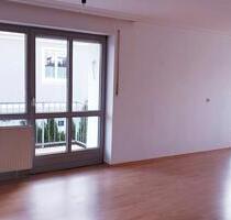 Helle, gepflegte 2,5 Zimmer-Wohnung mit Balkon, 84137 Vilsbiburg - Landshut Helle, gepflegte 2,5 Zimmer-Wohnung mit Balkon, 84137 Vilsbiburg - Landshut