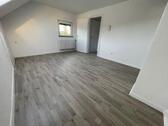 Foto - 2-Zimmer DG Wohnung - 690,00 EUR Kaltmiete,