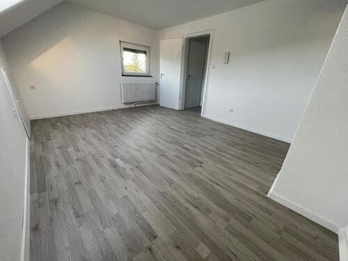 Foto - 2-Zimmer DG Wohnung - 690,00 EUR Kaltmiete,