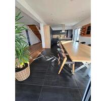 Wohntraum in idyllischer Lage - 950.000,00&nbsp;EUR Kaufpreis, ca.&nbsp; 221,00&nbsp;m&sup2; in Dunningen (PLZ: 78655)