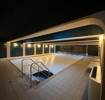 Modernes Studio mit Indoor Pool 1 Monats Miete 01.01-01.02 - München Bogenhausen