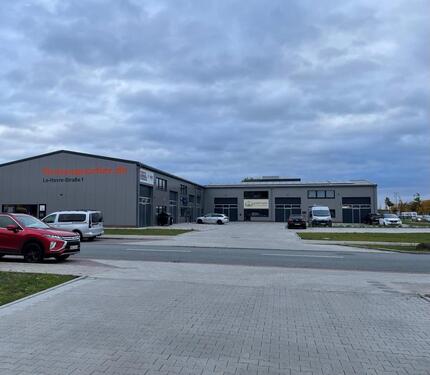 Foto - Moderne Gewerbefläche Halle plus Büro mieten