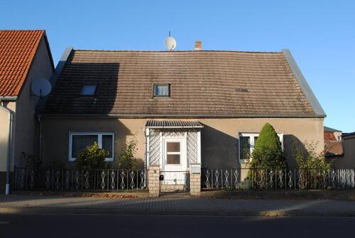 Foto - Einfamiliehaus in Welsleben - 70.000,00 EUR Kaufpreis,