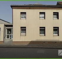 + 5PLUS + GEMÜTLICH WOHNEN IN ESCHWEILER NOTHBERG: 3 ZIMMER + KELLER + GARTEN + PKW-STELLPLATZ ++