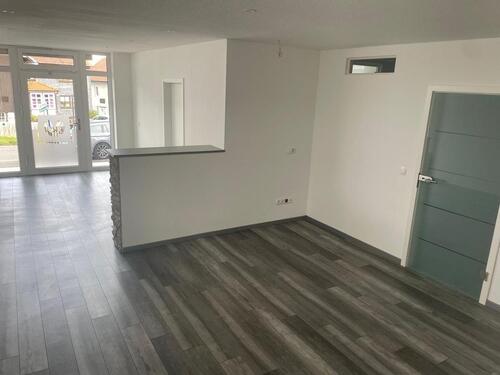 Foto - Renovierte Büroräume Praxis Agentur Gewerbe in Odershausen
