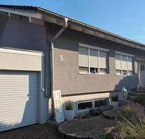 Großzügiger Bungalow - 749.000,00&nbsp;EUR Kaufpreis, ca.&nbsp; 150,00&nbsp;m&sup2; in Neuried (PLZ: 77743)