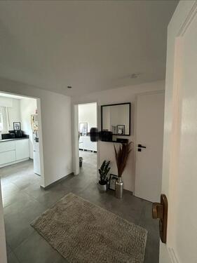 Foto - Kernsaniert & modernisiert 3-Zimmer Erdgeschosswohnung mit Balkon