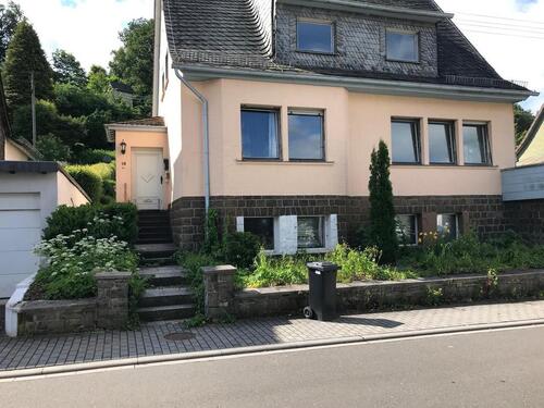 Foto - Einfamilienhaus in sehr guter Lage in Birkenfeld zu vermieten