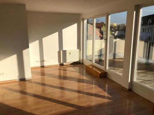 Foto - Dachgeschoßwohnung in Waren (Müritz) zur Miete