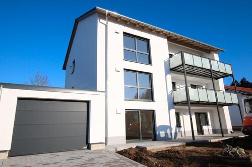 Foto - OH-141-25 (3) Erstbezug - Neubau 4-Zimmer-Obergeschosswohnung mit Balkon in Wald zu vermieten