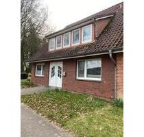 Charmante Doppelhaushälfte mit Terrasse, Garten und Stellplätzen - Bremervörde