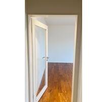 Wohnung zur Miete - 830,00&nbsp;EUR Kaltmiete, ca.&nbsp; 28,00&nbsp;m&sup2; in Frankfurt am Main (PLZ: 60488) Mitte-West