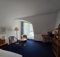 komplett möblierte helle 1-Zimmer Wohnung, Dresden-Cotta