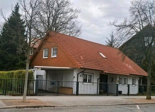 Foto - Charmantes Haus in zentraler Lage, vielseitiges Nutzungspotenzial