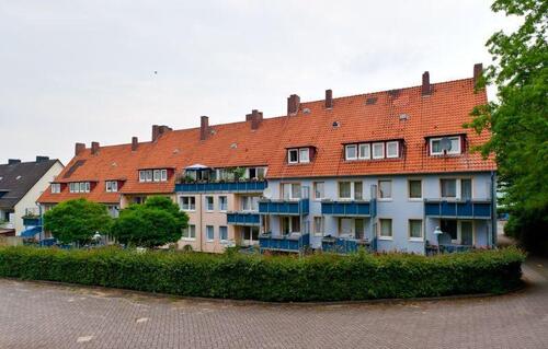 Foto - Frisch renovierte 3-Zimmer-Wohnung im 1. OG mit Balkon