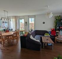 Gemütliches Zimmer in großer 3er-WG mit Garten & XXL-Wohnzimmer - Stuttgart Fasanenhof-Ost