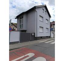 Zweifamilienhaus mit kleinem Bungalow als Kapitalanlage - Lorsch