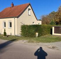 Einfamilienhaus mit Carport, Garten und Kamin - Schönhausen (Elbe)