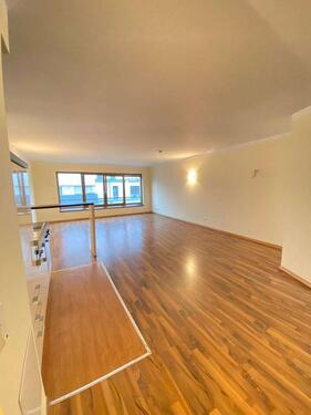 Foto - Neu renovierte 2 Zimmer Wohnung für gehobene Ansprüche