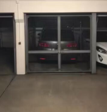 Foto - TiefgaragenplatzStellplatz für Motorräder ab 01.10 zu vermieten
