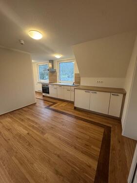 Foto - Helle 3-Zimmer-Dachgeschosswohnung mit offenem Wohn-Küchenbereich in Eimke