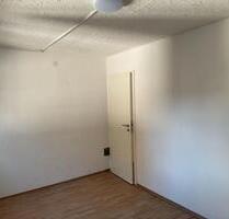 WG Zimmer in Rosbach - 300,00&nbsp;EUR Kaltmiete, ca.&nbsp; 11,00&nbsp;m&sup2; in Friedrichsdorf (PLZ: 61381)