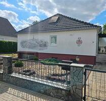 Bungalow mit 155qm2 Wohnfläche von Privat - Altenstadt