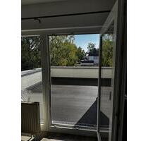 Lichtdurchflutetes Apartment mit EBK in Köln Weiden