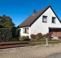 Großzügiges Architekten-EFH mit Traumgarten in ruhiger Hanglage - Duingen
