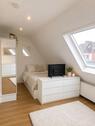 Foto - NEU! Helle 1-Zi-DG-Wohnung im Zentrum - möbliert