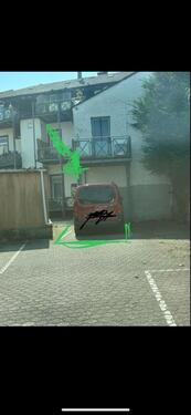 Foto - Parkplatz nahe Stadtzentrum - 85,00&nbsp;EUR Miete,