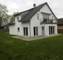 Moderne EG Wohnung mit Terrasse, KFZ Stellplatz mit Wallbox - Osthofen