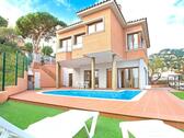 Foto - Exklusives Ferienhaus mit Pool und Meerblick bei Lloret de Mar