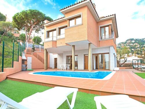 Foto - Exklusives Ferienhaus mit Pool und Meerblick bei Lloret de Mar
