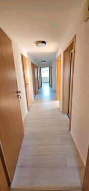 Foto - 3.5 Zimmer Dachgeschoßwohnung zur Miete in Regenstauf