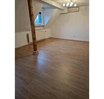 Maisonettewohnung - 1.250,00&nbsp;EUR Kaltmiete, ca.&nbsp; 110,00&nbsp;m&sup2; in Duisburg (PLZ: 47139) Beeck
