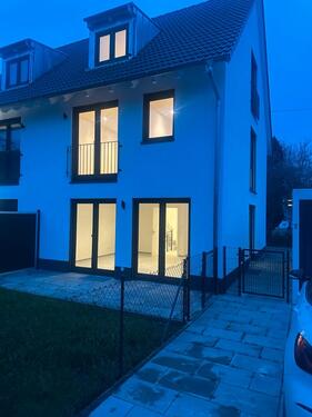 Foto - 6 Zimmer Doppelhaushälfte zur Miete in Odelzhausen