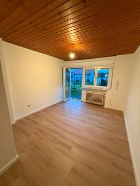 Foto - 2-Zimmer Souterrain Wohnung - 360,00&nbsp;EUR Kaltmiete, ca.&nbsp; 40,00&nbsp;m&sup2;