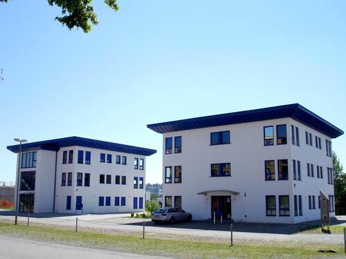 Foto - TOP Büroetage in verkehrsgünstiger Lage, 9 Räume, 5 Parkplätze