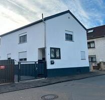 1 Familienhaus zu Verkaufen - 470.000,00&nbsp;EUR Kaufpreis, ca.&nbsp; 120,00&nbsp;m&sup2; in Hanau (PLZ: 63457) Großauheim
