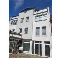 Mehrfamilienhaus mit 4 Wohneinheiten und 2 Gewerbeeinheiten - Körner