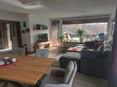 Foto - geplegte Hauptwohnung im Drei- Familienhaus im Netphener OT