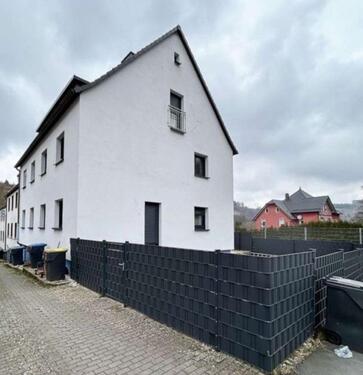 Foto - Hemer-Ihmert: Charmantes Reihenhaus mit hochwertiger Einbauküche