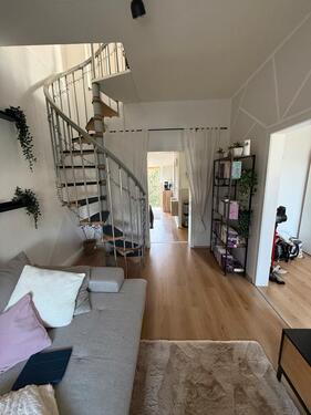 Foto - Frisch renovierte 2,5-Zimmer Maisonette Wohnung in ruhiger Lage