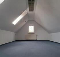 Charmante 1-Zimmer-Dachgeschosswohnung zentral in Kulmbach - Fürth Eigenes Heim