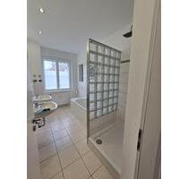 Hochwertige 4,5-Zimmer-Wohnung im 1. OG im beliebten Teltow-Seehof nahe S-Bhf. Lichterfelde