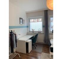 Mädchen WG Zimmer in Hannover - 480,00&nbsp;EUR Kaltmiete, ca.&nbsp; 66,00&nbsp;m&sup2; in Wolfsburg (PLZ: 38448) Alt-Wolfsburg