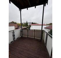 Charmante 2-Zimmer-Wohnung mit überdachtem Balkon und moderner Einbauküche - Wittenberge