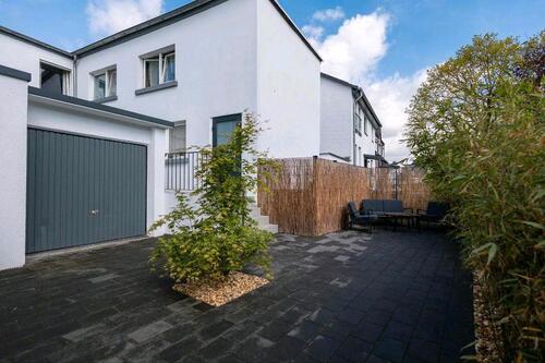 Foto - 15 Zimmer Mehrfamilienhaus, Wohnhaus in Ratingen